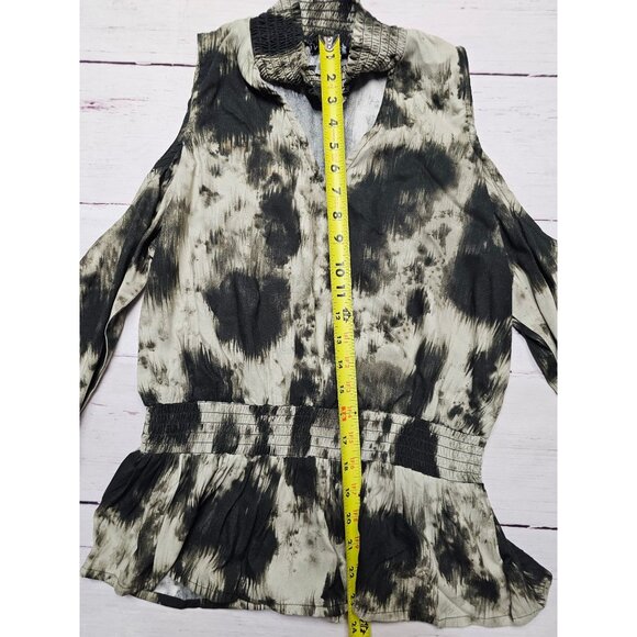 VENUS S BLACK BEIGE MOCK NECK COLD SHOULDER SMOCKED WAIST PEPLUM V-NECK L/S TOP - Picture 3 of 16